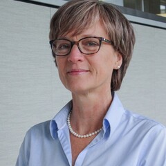 avatar image for Julie Lyons Bricker